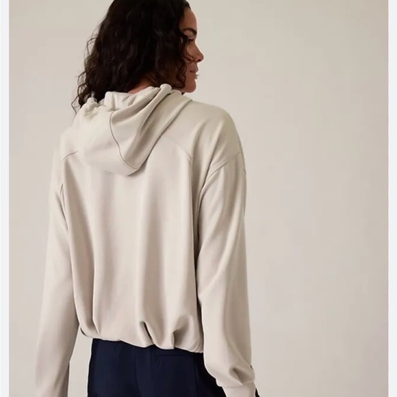 Athleta Seasoft Bubble Hem Hoodie in Abalone Grey - Picture 2 of 7